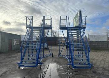 Schody mobilne – stalowe, ocynkowane – producent