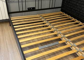 Łóżko metalowe pięknie wykonane