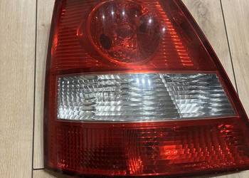 Lampa lewa tył Kia Sorento 1