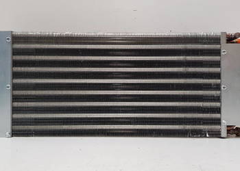 Nowa, oryginalna chłodnica OE 216-0804 1039527 108-0698 103-9527 2160804