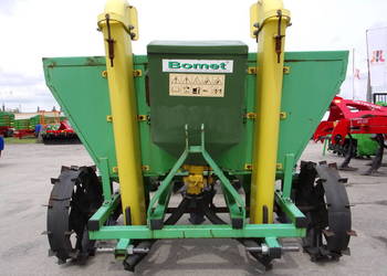 Sadzarka do ziemniaków z podsiewaczem S239/1 Bomet  w Rad-Masz Druchowo