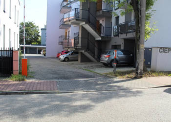 Wynajmę garaż w centrum ul. Cieplaka 3 Super Lokalizacja