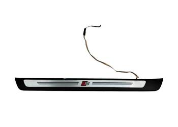 OSŁONA PROGU LISTWA NAKŁADKA LEWY PRZÓD S-LINE LED 4K8947405A Audi A7 II C8