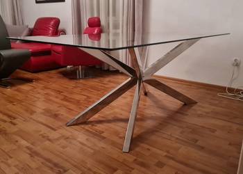 Elegancki stół szklany