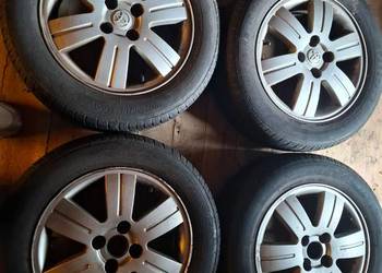 koła alufelgi z oponami letnimi toyota corolla 2004