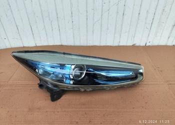 RENAULT ZOE 12-19 LAMPA PRAWA PRZÓD