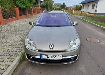 Samochód osobowy marki Renault laguna III z 2009 r