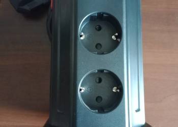 SAMERIVER PIONOWA LISTWA 8 GNIAZD 5 USB CZARNA