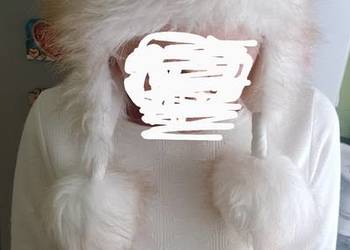 Avanti/Ekskluzywna, Futrzana czapka zimowa z pomponami
