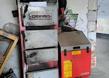 PIEC Z PODAJNIKIEM NA WĘGIEL DRZEWO DEFRO