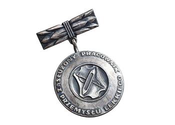 Stare odznaczenie medal Zasłużony Pracownik Przemysłu Lekkiego z lat 60/70