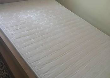 Łóżko małżeńskie