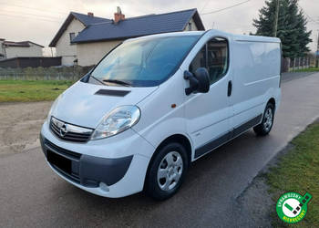 Opel Vivaro 2.5 CDTI 146km / Niski przebieg / Klima / Navi / Zadbany / FV …