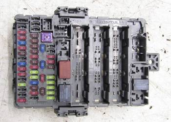 SKRZYNKA BEZPIECZNIKÓW 2.2 I-DTEC HONDA CR-V CRV IV T1E-E011