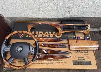 Kierownica drewniana z dekorami Jaguar x type