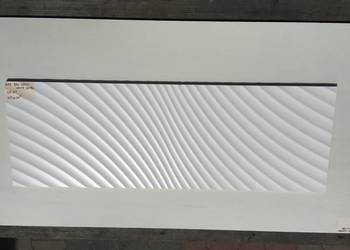 Glazura / płytka ścienna raw wavy white str 30x90 rett półmat firmy AZTECA