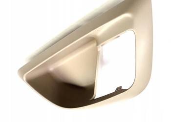 VOLVO XC90 ramka prawej klamki boczka drzwi OE 39873717 VOLVO XC90 ramka prawej klamki boczka drzwi OE 39873717