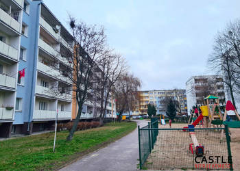 3 pokoje, niski blok, oddzielna kuchnia, 61m. Super lokalizacja!
