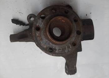 Fiat Croma II 2,4  piasta zwrotnica prawa ABS