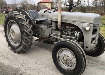 Ciągnik rolniczy Ferguson tea 20 tea20 traktor te-a tef