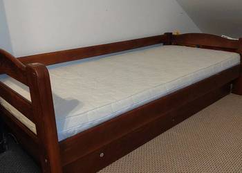 Łóżko drewniane Beltor Midi 200x90 z materacem Vitmat