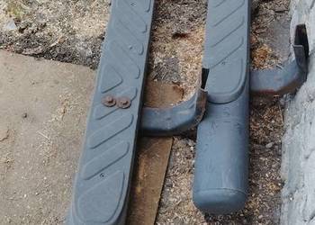 Nissan Navara D40 STOPIEŃ ORUROWANIE PRÓG PROGI KPL