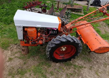 Traktorek ogrodniczy Holder