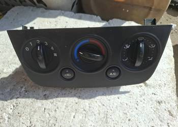 Panel Sterowania Nawiewu Ford Fiesta 07r.