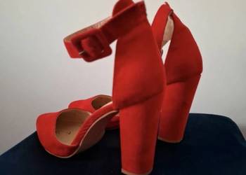 Czerwone buty