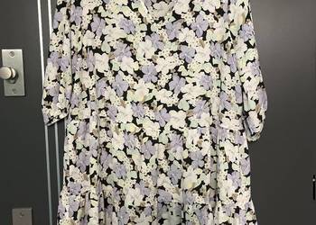 Only sukienka modny wzór kwiaty floral hit blog roz.38