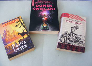 Domek świeczki Domolewski  Forteca smoków  Stróż świtu Domek świeczki Domolewski  Forteca smoków  Stróż świtu