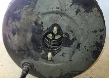 Serwo hamulcowe Audi 80 B4. 893612105E