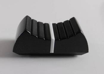 Nakładka nasadka na potencjometr suwak 24x12x11mm