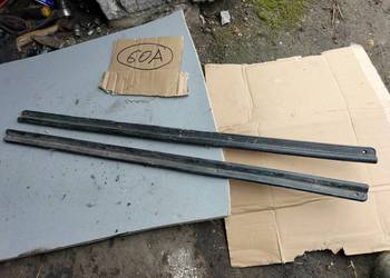 FIAT 126P 126 P ELEGANT MALUCH LISZTWA LISTWA NAKŁADKA PROGU  PRAWA LEWA