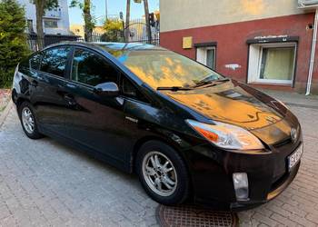 Toyota Prius III 1.8 Hybrid + LPG KME | Kamera cofania | Radio  Bluetooth