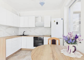 Nowe 2 pokojowe z H .Garażową