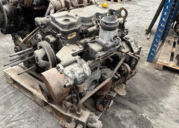 Case F4CE9684K*J606 F4CE9684K 87533639 Silnik CZĘŚCI 4896382