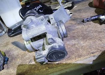 Suzuki Burgman 125 K7 przepustnica wtrysk przepływka przepływomierz