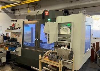 Centrum obróbcze Haas VF-4-HE-A