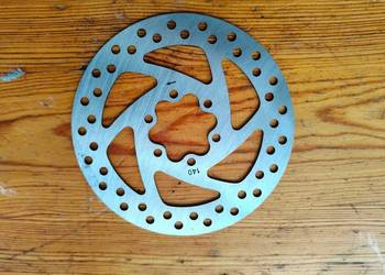 Tarcza hamulcowa 140mm od motus pro 10 Sport techlife x7