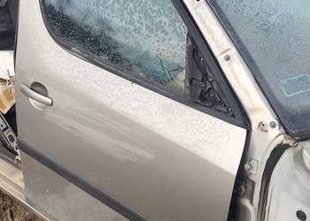 Drzwi prawy przód skoda roomster