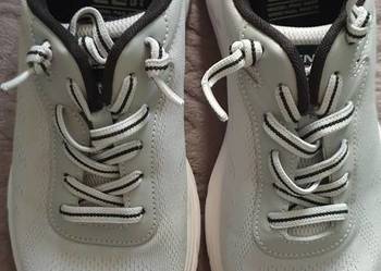 Buty sportowe rozmiar 42. Nowe