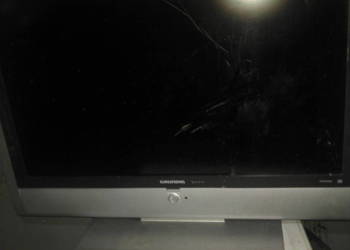Na części telewizor Grunding LXW 82-8620  LTA320W2-L03