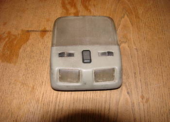 Lampka oswietlenia wnetrza volvo 480