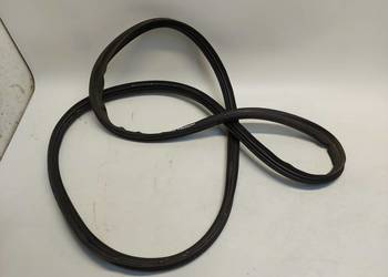 Mercedes EQA 250+ W243 USZCZELKA KLAPY BAGAŹNIKA A2477403601