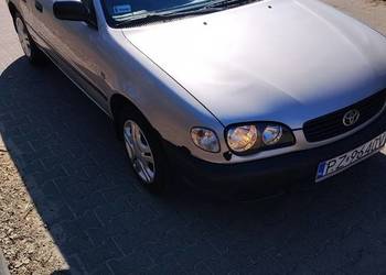 Samochód Toyota Corolla silnik 1.4benzyna opel golf colt corsa bmw a4 a8
