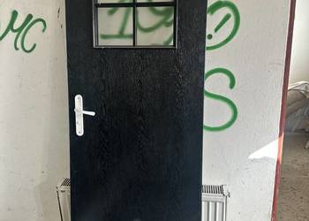 DRZWI ŁAZIENKOWE 70-200 PRAWE CZARNE