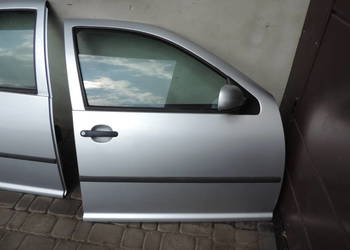 DRZWI PRAWY PRZÓD VW BORA SEDAN LA7W