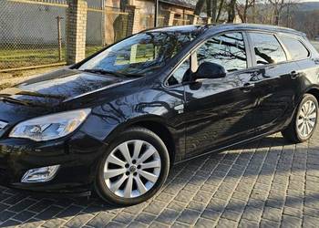 Świeżo sprowadzony Opel Astra J 2012 rok 1,4 Turbo benzyna