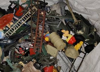 sprzedam żołnierzyki i inne mieszane